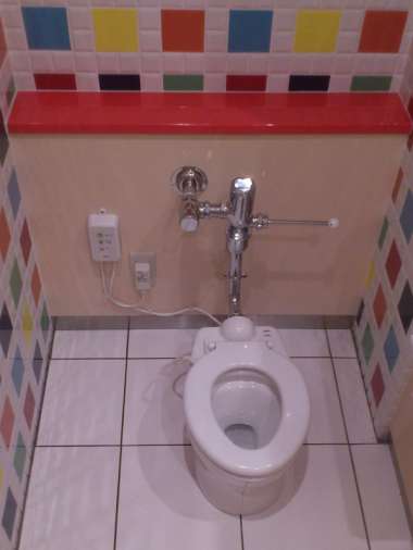 トイレ4